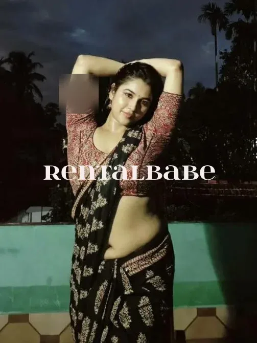 🌸 Welcome to Divya’s profile 🌸 😊 Divya is a confident, elegant, friendly and