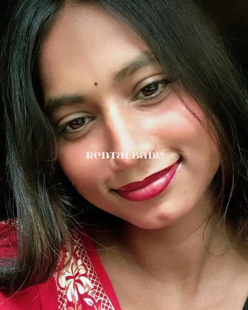 Book our attractive Manali escort to make your vacation more romantic