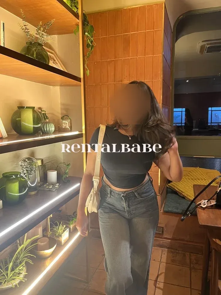 Only cash paymnt home and hotel visit the a l