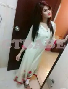 Big ass sexy horny girl with a tight wet pussy who wants to ride a hard cock