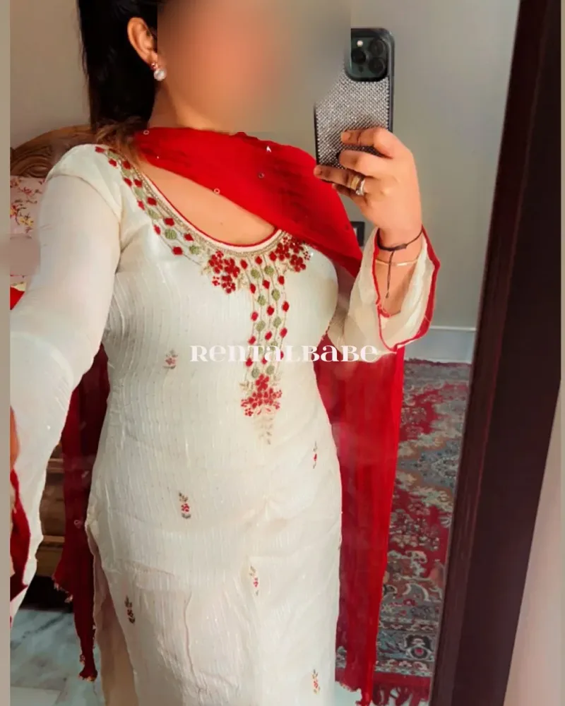 Radhika profile and VIP girl available and genuine escort
