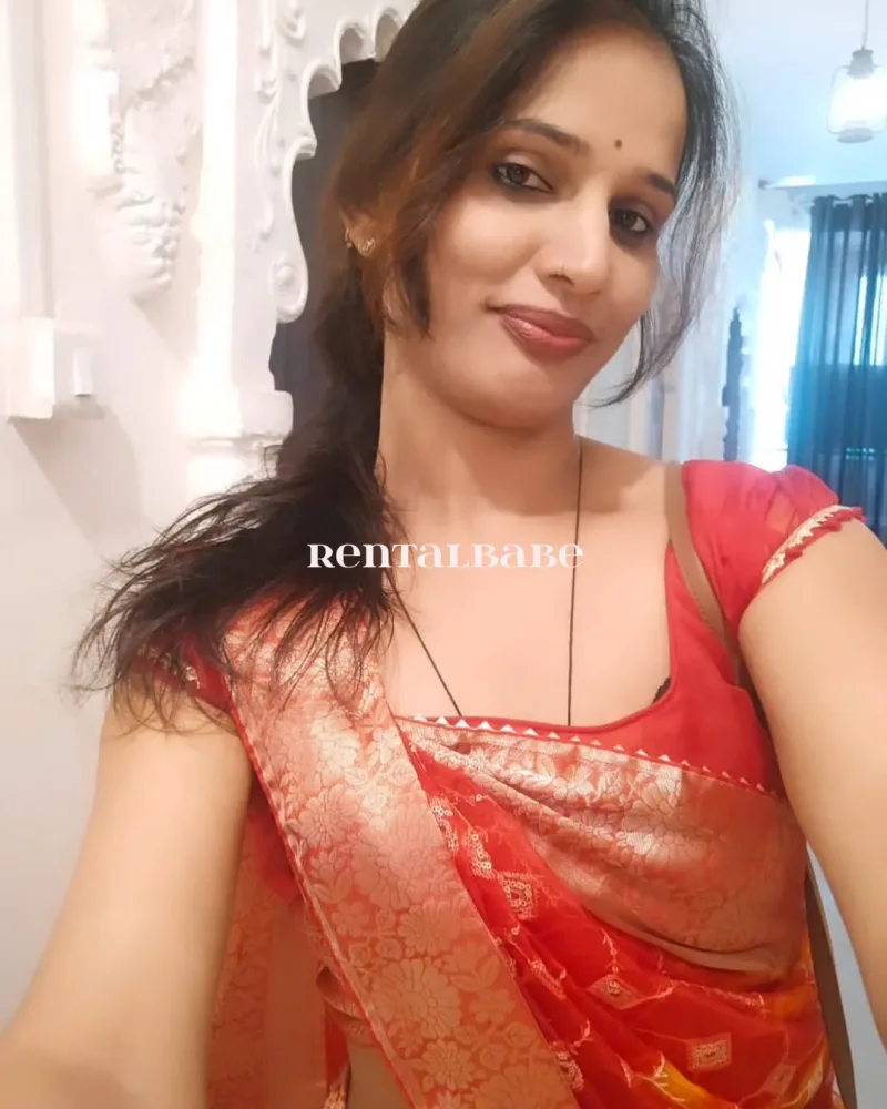 Mathura call girl and escort service in genuine