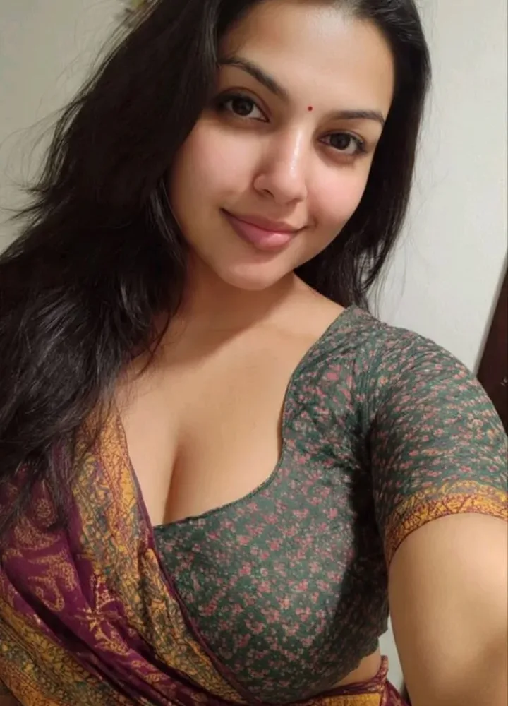 New girl available Hand to hand money available with hotel including