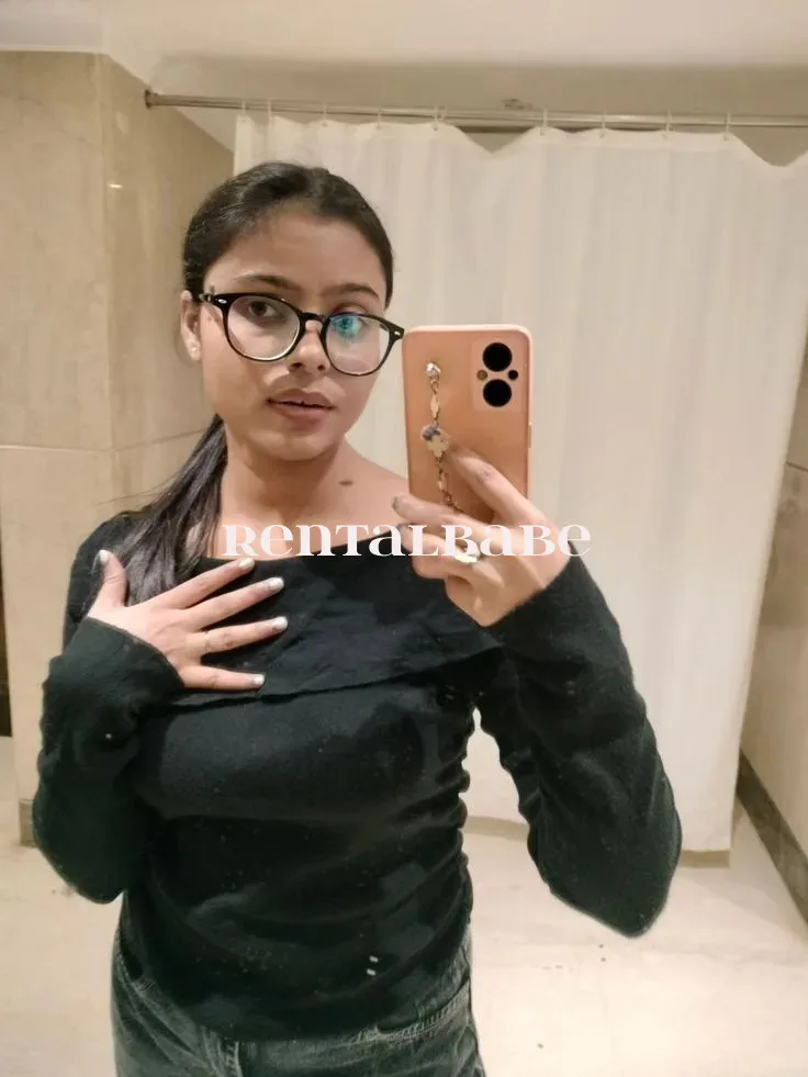 Pooja🌿Patel__call me ♥️70707//56205 Real Escost services Welcome! I’m Sanjana f