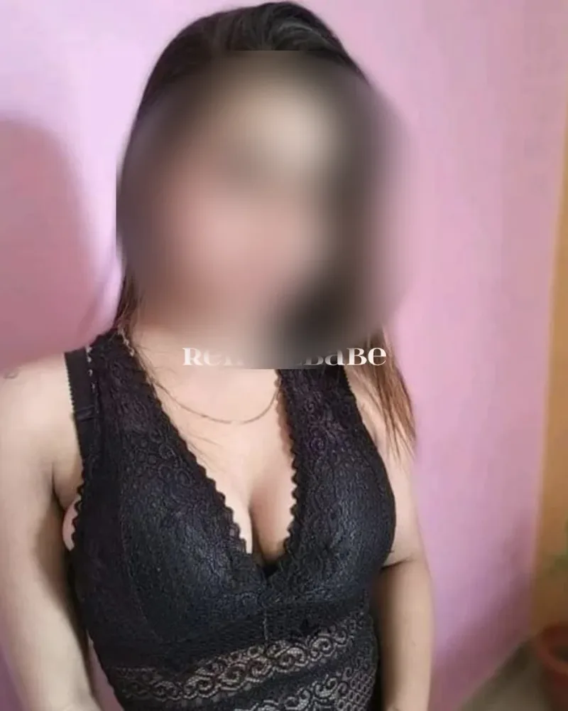 Disha Roy available for sex meeting,,, call and massage
