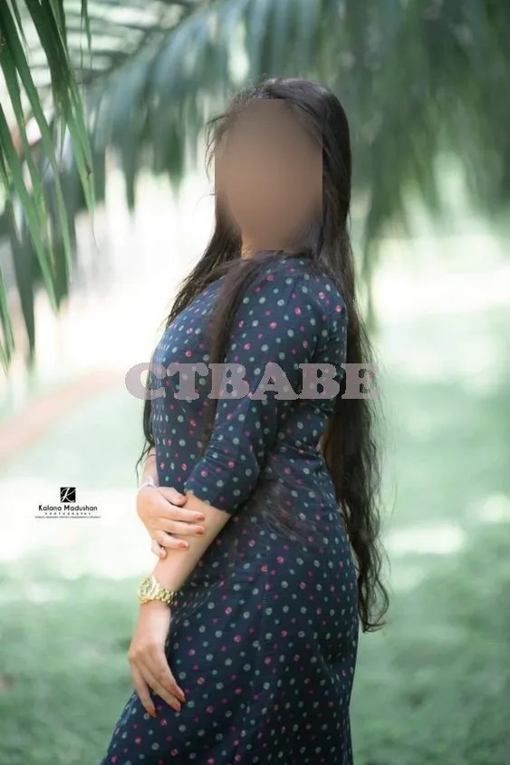A hot Bhubaneswar escort, ready to give you the best sex of your life.