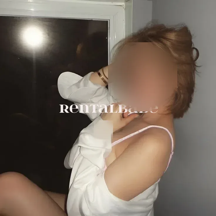 Sonam Patel escort service call girl available full body massage full sex