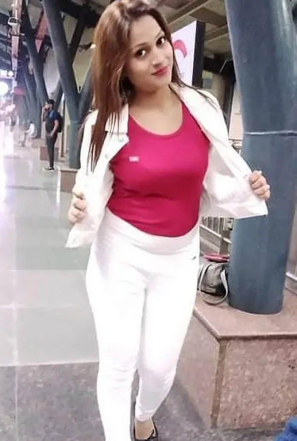 Sexy in hotel service in Kajal Patel sexy model genuine