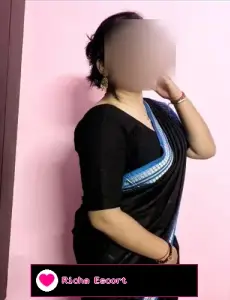 Call me VIP model ke sath service rahega home service Hotel dfkjff - Call Girls in Ashok nagar, Ranchi