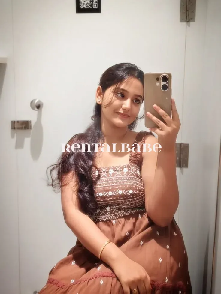 Divya Bharti professional