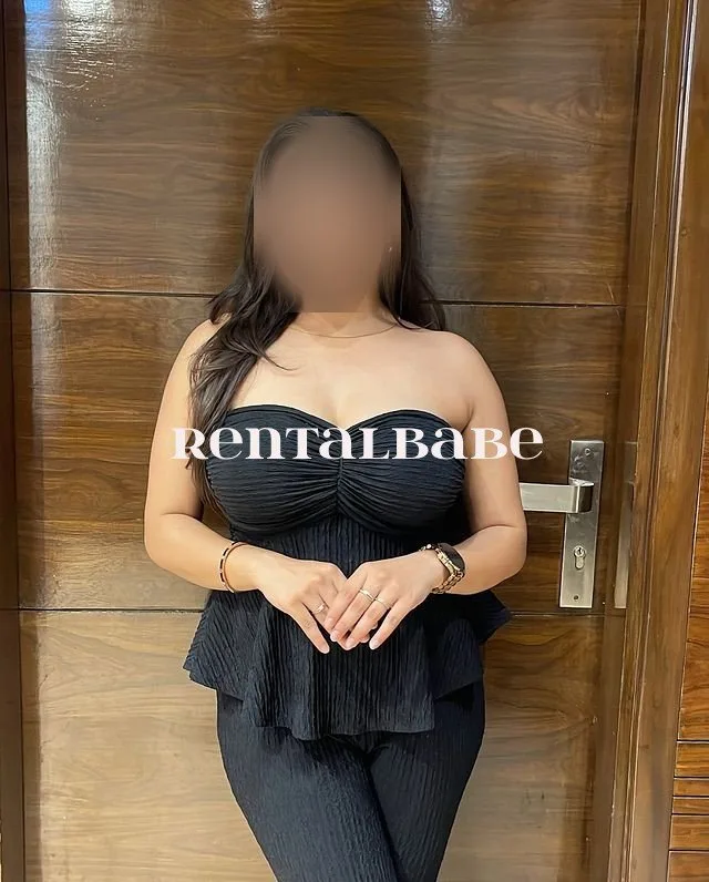 Himani VIP call girl service available in agra