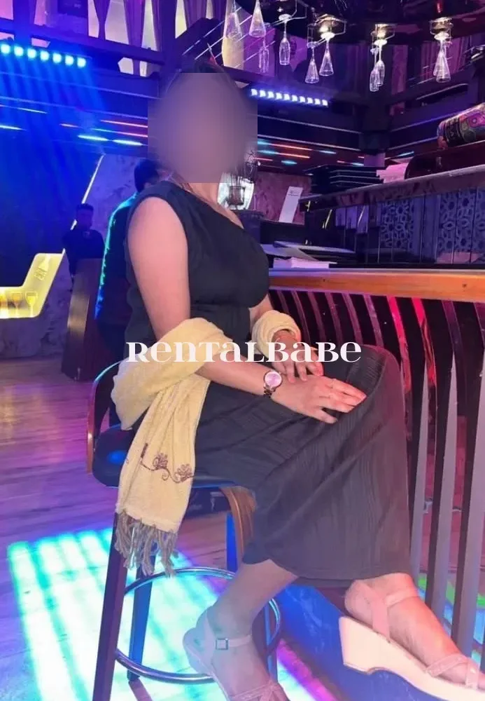 Cash payment vip escort service provider call 🤙 I
