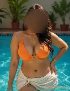 Premium Escort Service Desi Bhabhi, Housewife & Aunties - Call Girls in Saket, Delhi