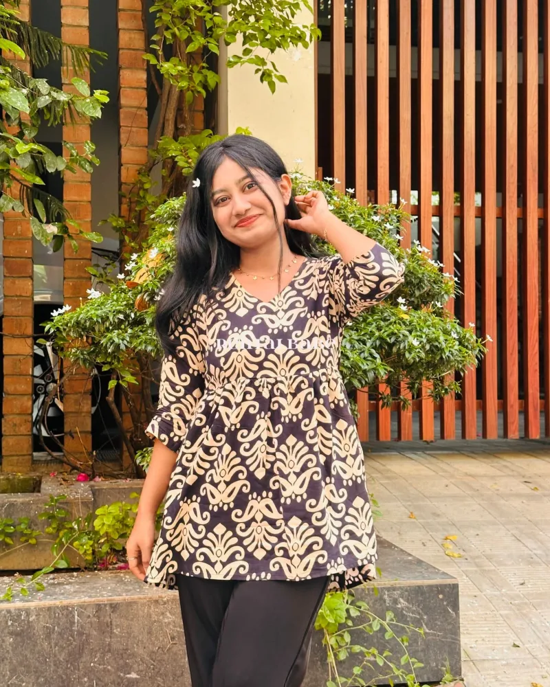 NAINI CALL GIRL OYO HOTEL 9234433162 CALL GIRLS ESCORT SERVICE