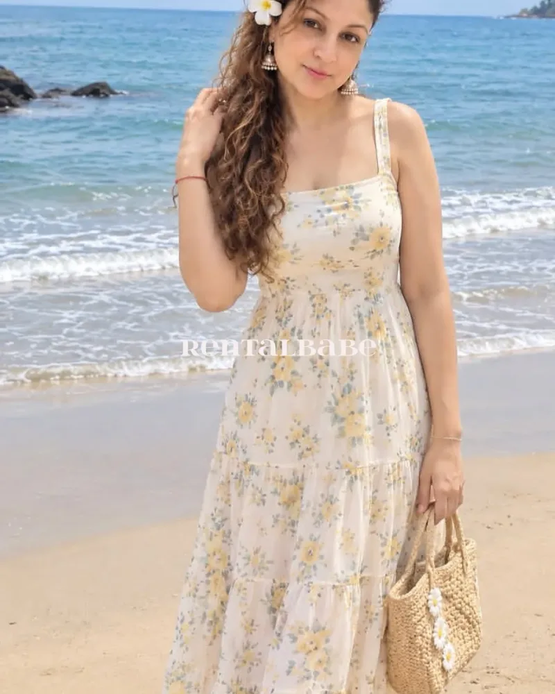 Our Chandigarh call girls include young college-looking girls, elegant VIP compa