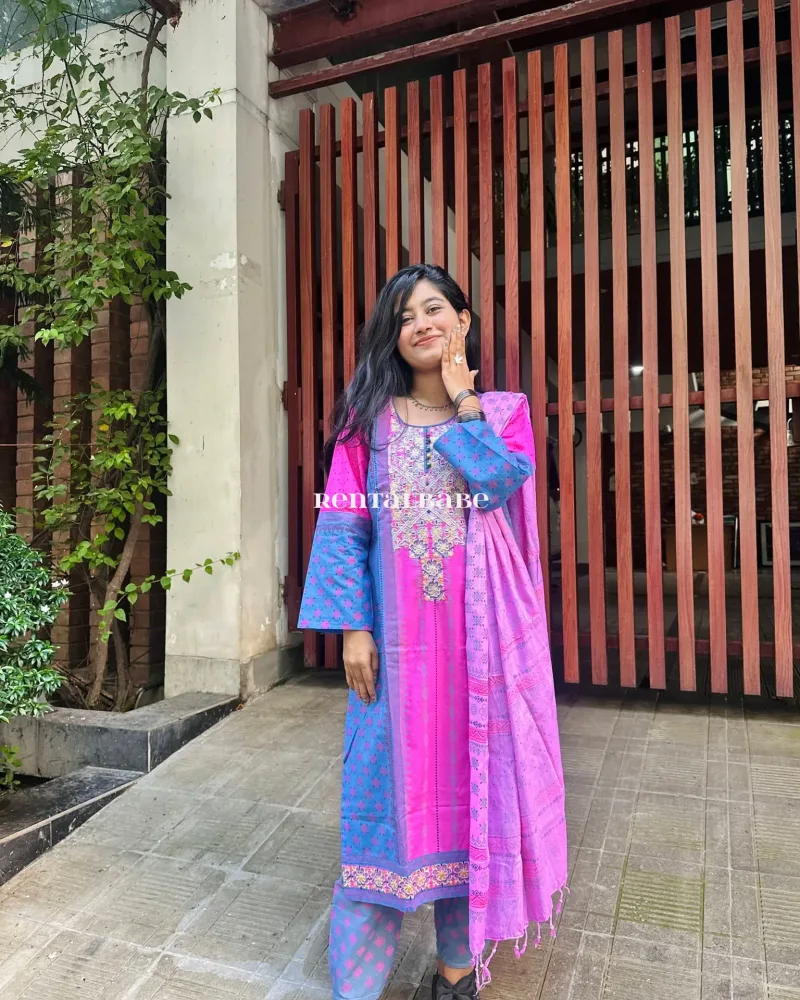 JHUSI CALL GIRL OYO HOTEL 9234433162 CALL GIRLS ESCORT SERVICE