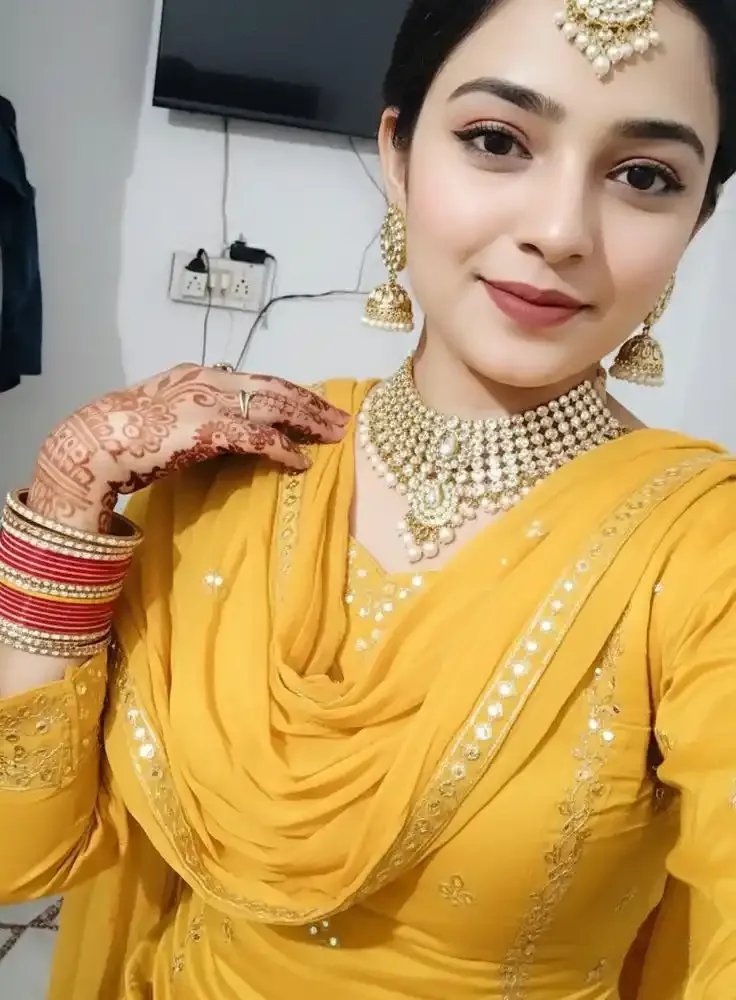 Pllavi all me ❣️Real Escost services ❣️1 hr 900 ❣️ 2 hr 1500. S svbw shwhahb