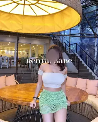 COLLEGE GIRLS HOTEL