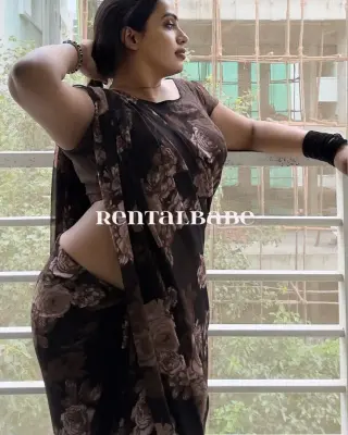 Mina college girl es