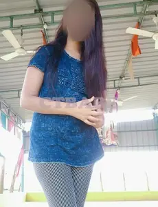 Soniya independent call girl feel a horny little girlfriend in your bed