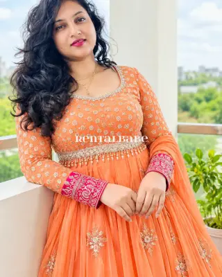 Lonavala escort serv