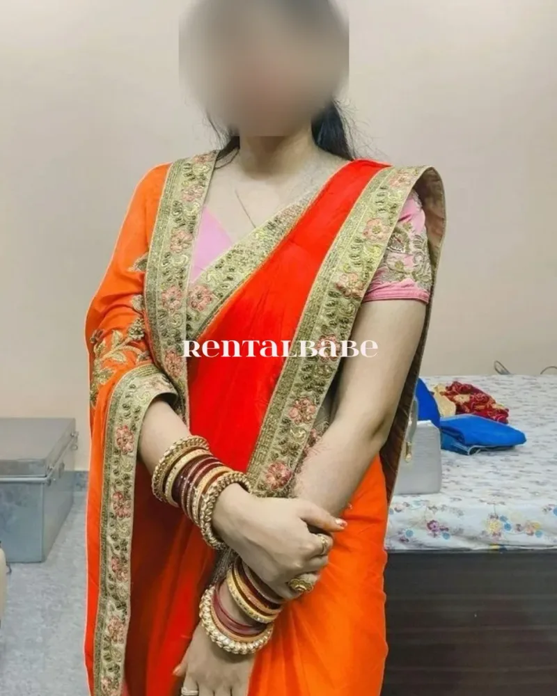 Hi, I am a real housewife escort woman. I have big breasts, a slim body, and I'm