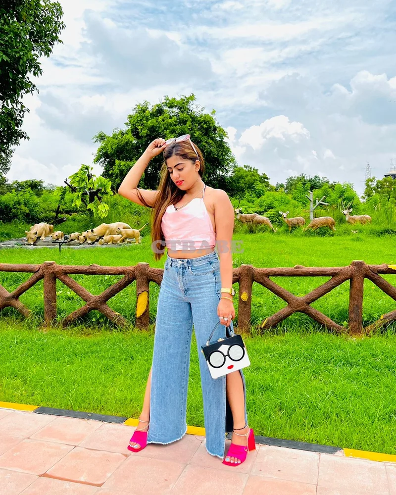 Independent call girl available for hotels in low rate