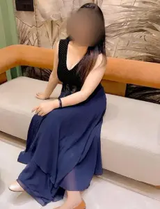 Genuine type girls welcome escort service call me - Call Girls in Varanasi