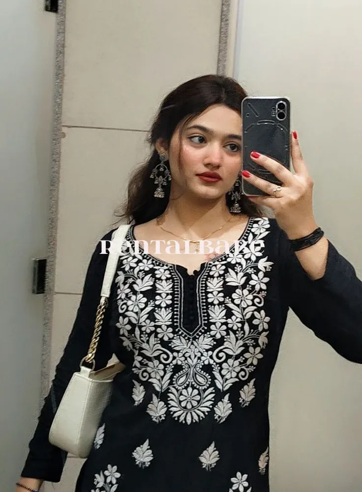 Myself Meena, welcome my lovely lovers in Agra. I'm Airhostess and my body is cu