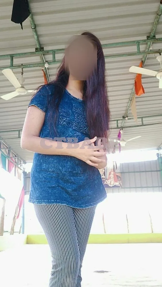 Soniya independent call girl feel a horny little girlfriend in your bed