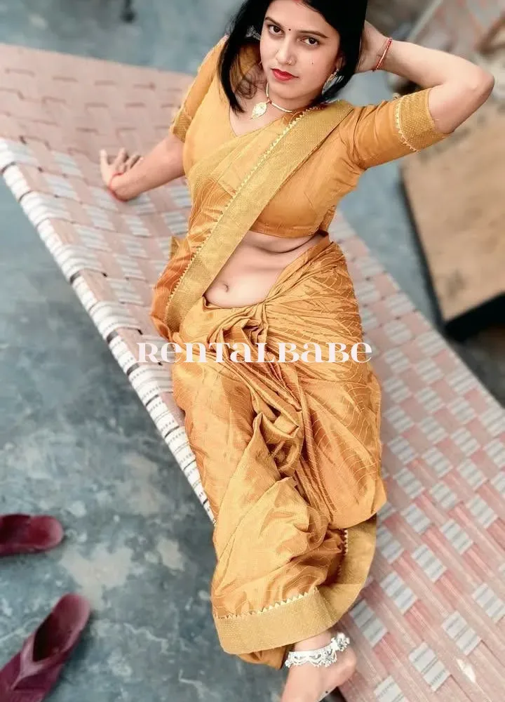 Payal Sharma kON SPOT PAYMENT-GIRL HAND PAYMENT AVAILABLE IN
