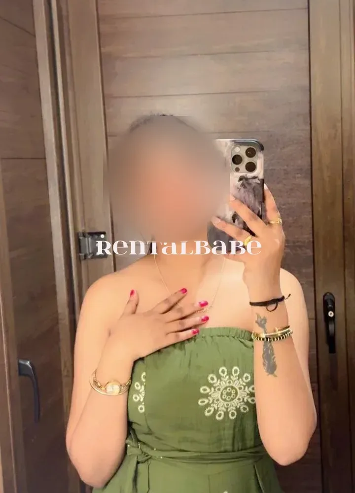 Hey Guys I'm Ganika call girl in Ahmedabad available for you anytime and anywher