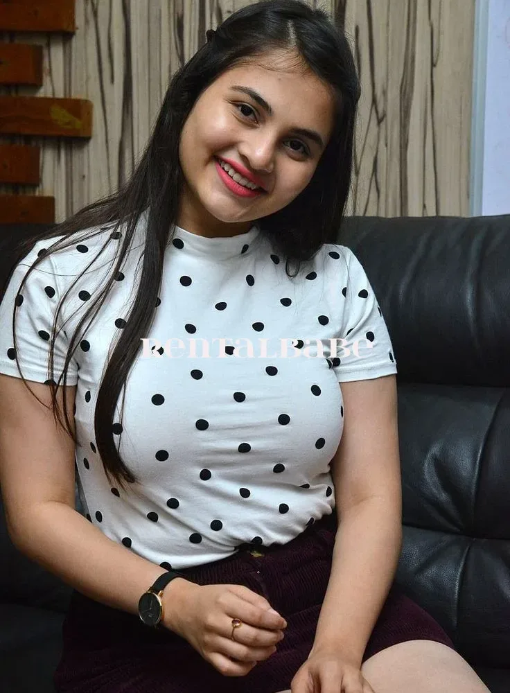 Call me 9113729672 call girl patia Surat