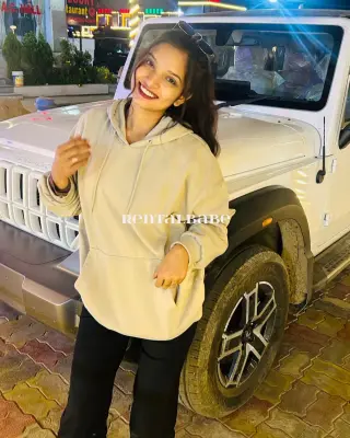 Srinagar collagegirl