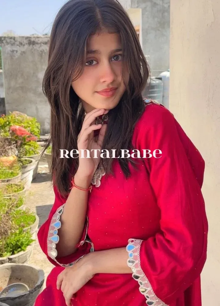 Most beautiful Pooja Roy sexy girl