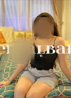 100% GENIUNE PERSON THE ROYAL ESCORT SERVICE HOTEL ROOM