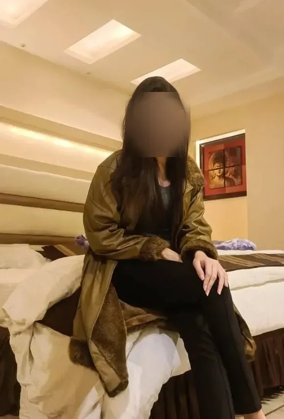 KHAR CALL GIRLS ESCORTS SERVICE FOR UNFORGETTABLE EXPERIENCE 9835122487☎️