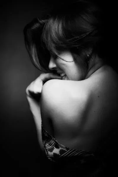 Call Girls In Okhla Delhi +91-𝟾𝟽𝟺𝟺𝟶𝟶𝟻𝟻𝟻𝟹
