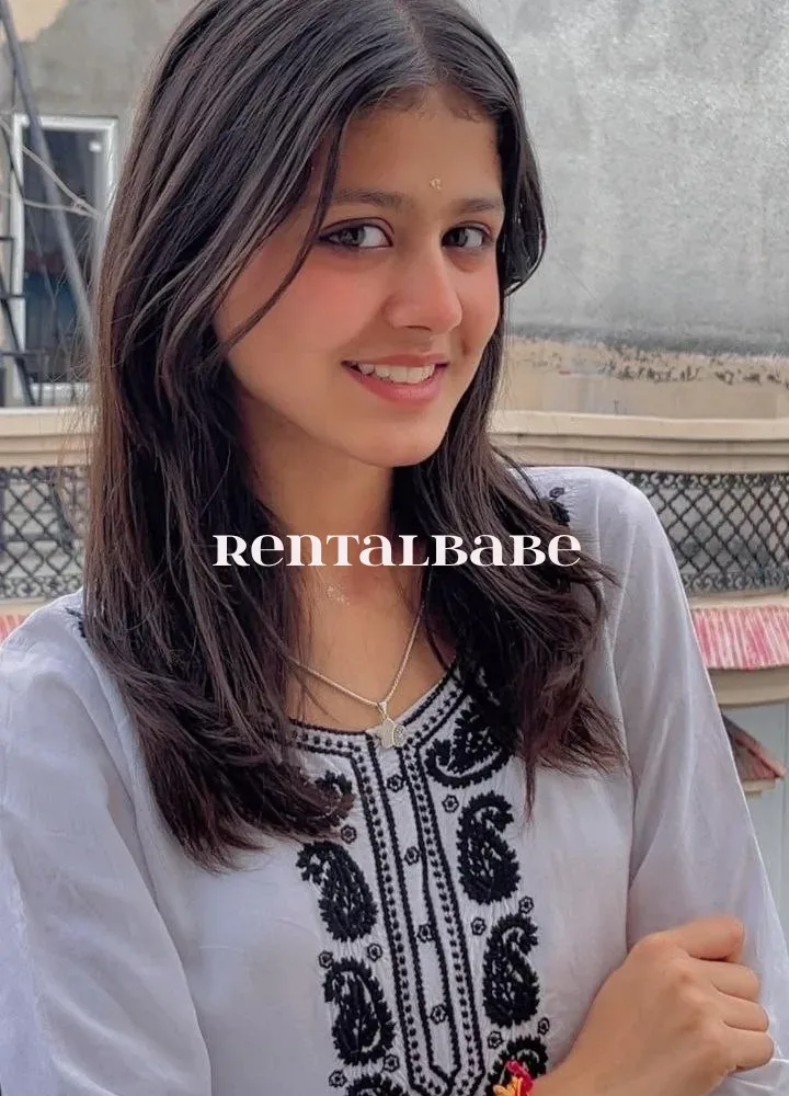 Available call girl gunias escort girl