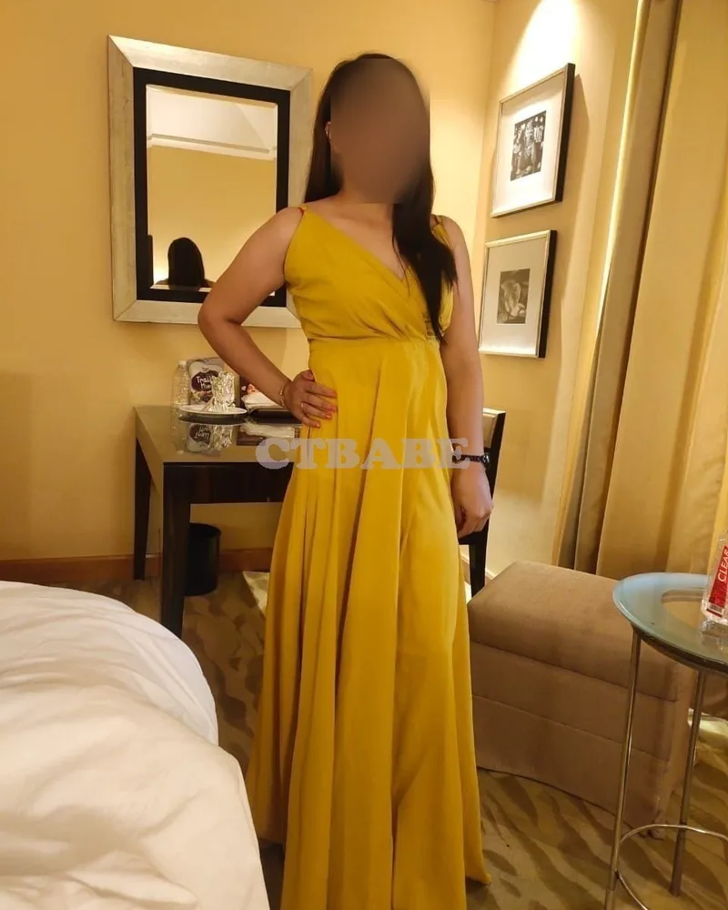 Hency Best VIP call girl service anytime available 